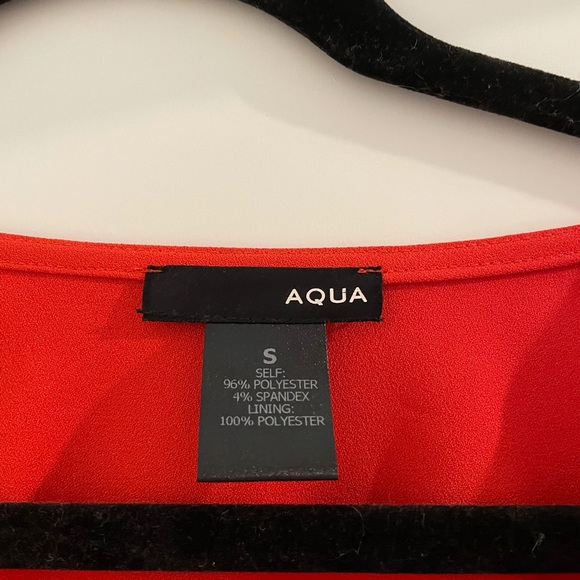 AQUA cropped top- only worn once!!! VERY Cute- size small! - Picture 4 of 5